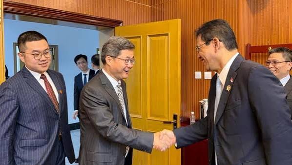 Purbaya Pulang Bawa Komitmen Rp300 Triliun! Setelah Temui Investor China, AIIB Siap Danai Proyek RI Hingga 2029