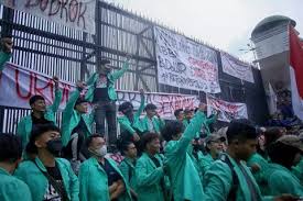 Mahasiswa Minta Program MBG Dihentikan, Ribuan Massa Gelar Aksi di Jakarta
